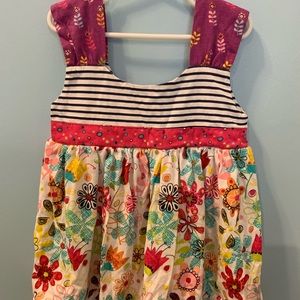 Beautiful NWOT size 5 shirt!